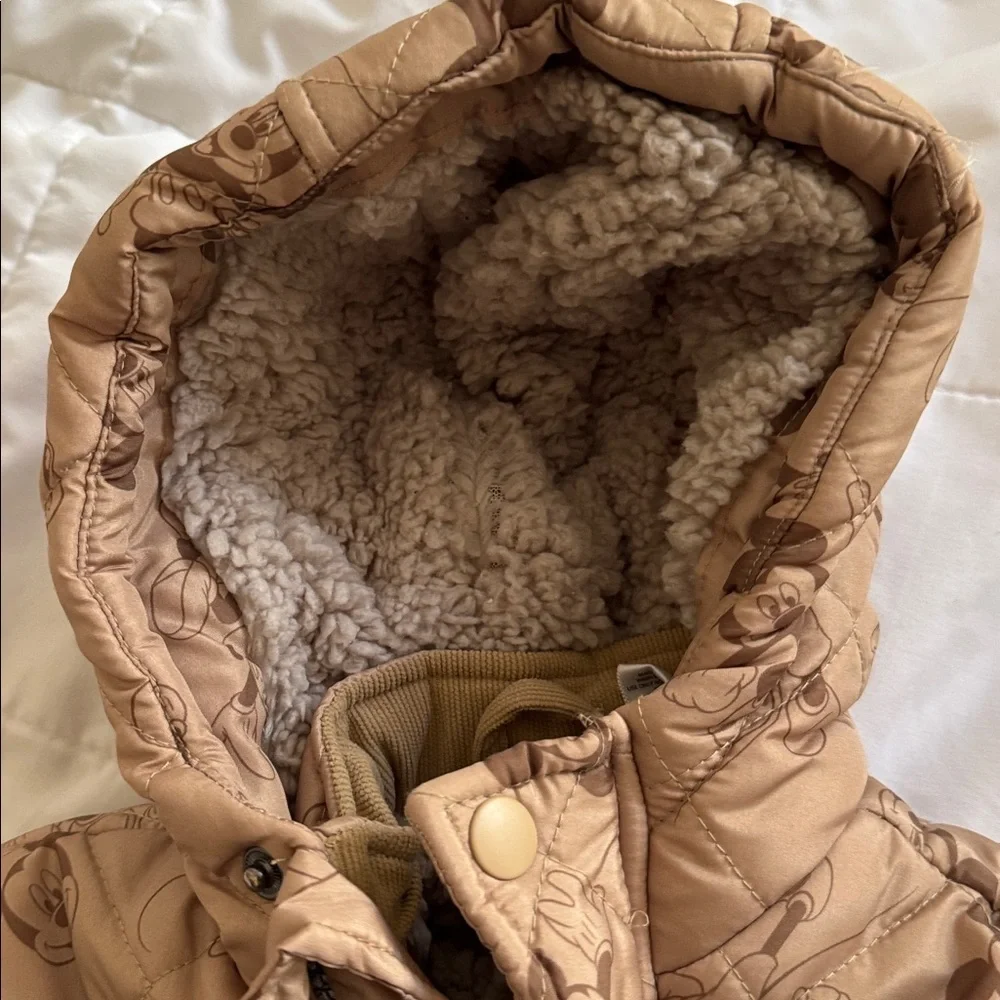 Disney Mickey Mouse NWOT Kids Tan Quilted Lined Jacket with Hood 12 M